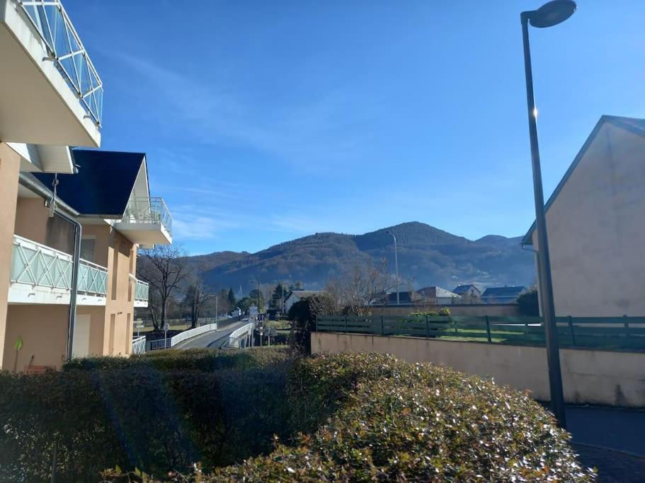 Le Cocoon De Py - Superbe T2 Au Calme Avec Garage Appartement Bagnères-de-Bigorre Buitenkant foto